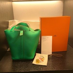 Hermes Picotin 18 P18 Vert Jade with gold hardware